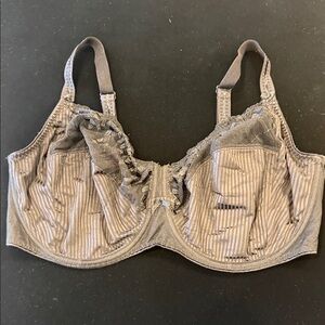 Chantelle Striped Lace Bra in Gray